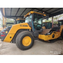 XCNG XS165 Vibratory Roller