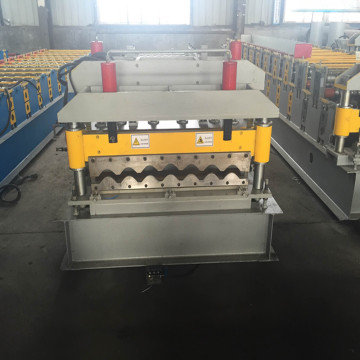 Metal roof tile making machine