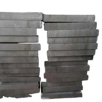 Hot Rolled High Quality Steel Bar D2 Flat Steel Bar DIN1.2379" could be shortened to:

"High Quality D2 Flat Steel Bar DIN1.2379" 

However, if we need to make it more SEO-friendly and concise, a possible title could be:

"DIN1.2379 D2 Flat Steel Bar - Hi