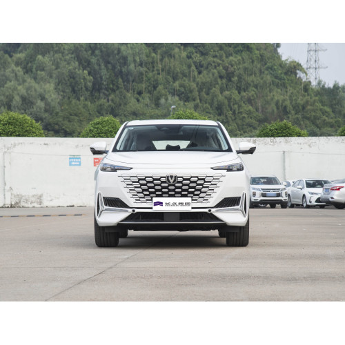 2024 Changan UNI-K Comfort SUV для сім’ї