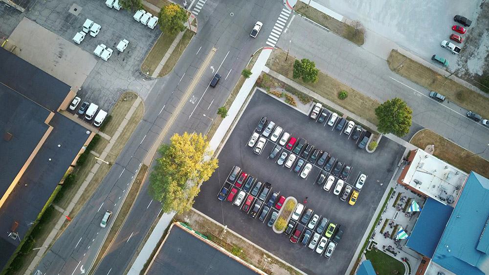 เซ็นเซอร์ระยะทางเลเซอร์ Meskernel ในการตรวจสอบลานจอดรถ Meskernel Laser Distance Sensor in Parking Lot Monitoring