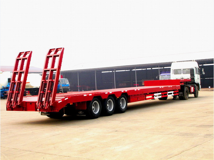 3 axle 60Ton low bed trailer picture 1