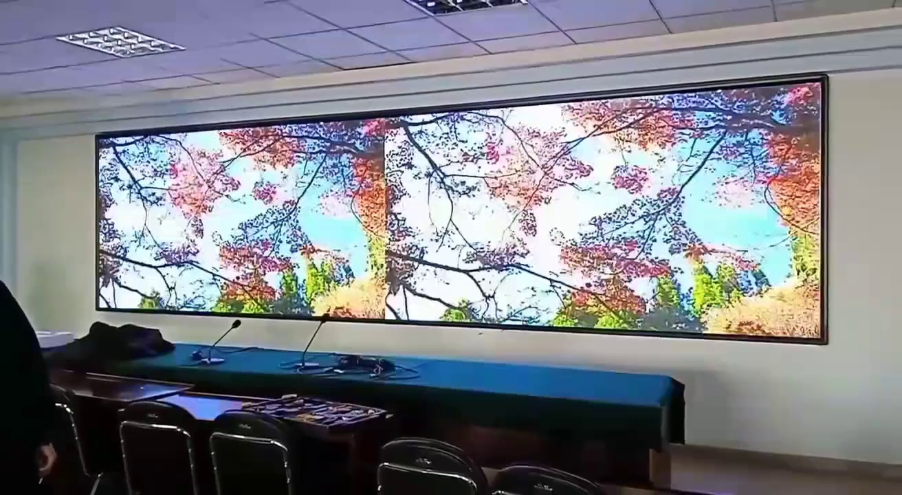 Full Color Indoor COB P2 LED Advertising Display Screen