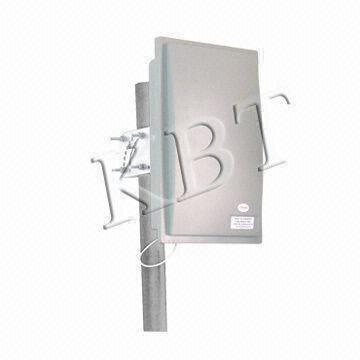 Wireless Antenna with Integrated Enclosure, High Gain and Good F/B Ratio