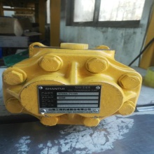 Komatsu D85 D155 Bomba de engranaje de excavadora 0743371102