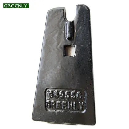 A89556 John Deere fertilizer scraper