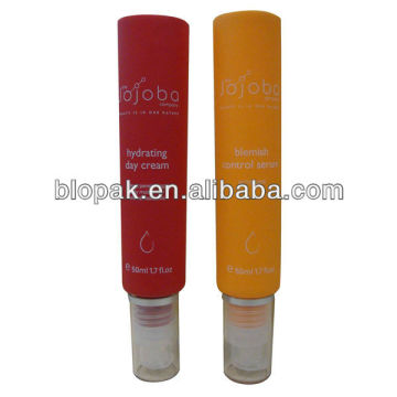 Cosmetic tube with pump