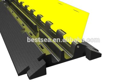 Rubber cable protector floor