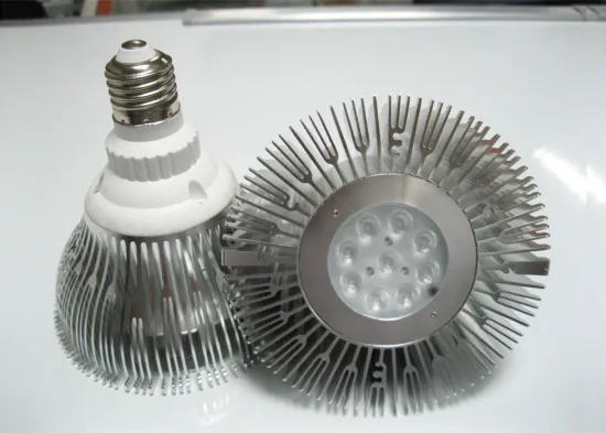 9 * 1w Ip20 Cree 120 - 130lm 9pcs Led Par E27 Light Bulbs Lamps For Display