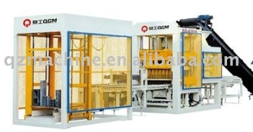QT8 Interlock brick machine
