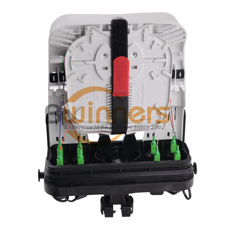 Fiber Access Terminal Box Outdoor Fat 8 พอร์ตการเชื่อมต่อล่วงหน้า 8 พอร์ต