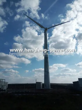 Wind generator, wind turbine generator, wind turbine