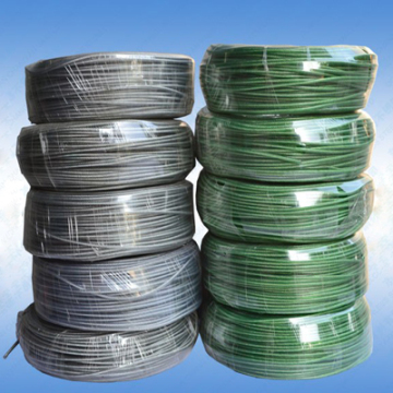 Green Color PVC Coated Wire Hanger