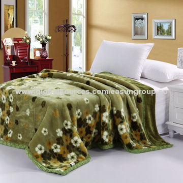 Raschel blanket made by soft fleece