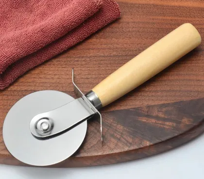 Premium Easy To Clean Stainless Steel Super Sharp Large Pizza Cutter Wheel