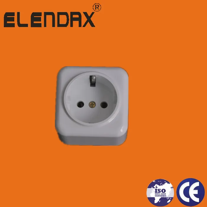 Настенная розетка для поверхностного монтажа, 3-контактная (S7309)