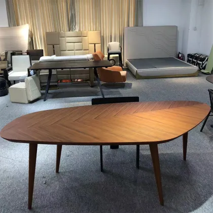 New Arrival Luxury Mushroom-Shaped Walnut Veneer Dining Table Set