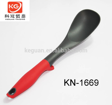 KN-1669 Hot online sale Nice price nylon solid spoon with soft TPR handle kitchen nylon utensils