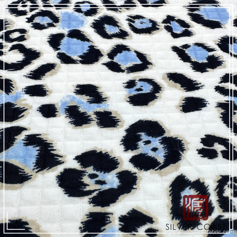 Leopard Pattern Polyester Spandex Quilt Jacquard Knit Fabric