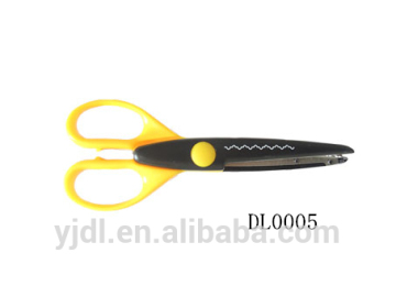 7 1/2" Plastic handle cute pattern paper cutting craft scissors