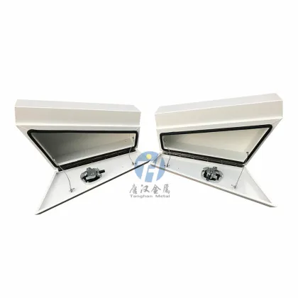 Aluminum tapered undertray toolbox