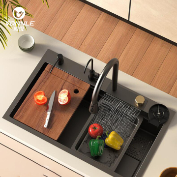 Rugged 304 Stainless Steel Kitchen Sink: Durable Waterfall Design