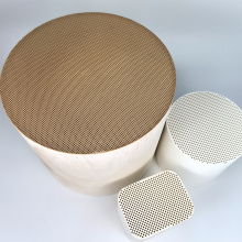 Universal DPF Ceramic Substrate Round Cordierite Honeycomb Ceramic Diesel Particulate Filter Supplier