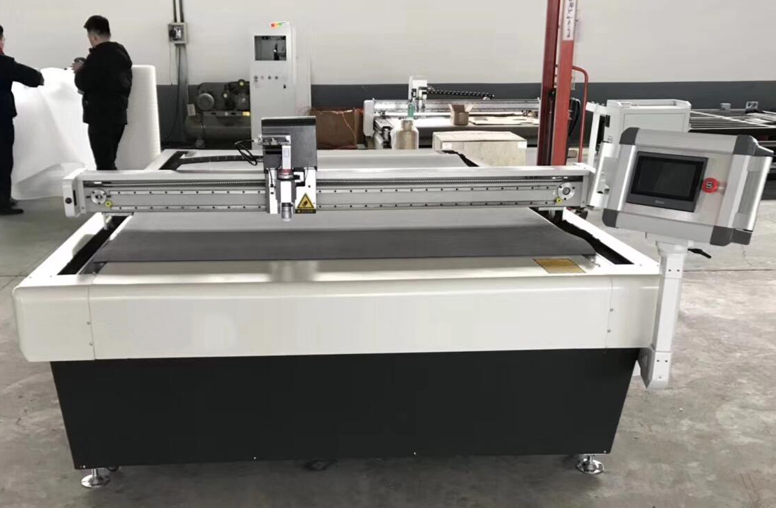 CNC knife cutting machine 