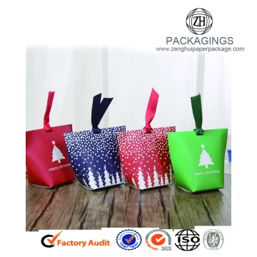 Christmas small gift candy box with ribbon