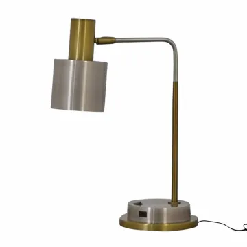 Marriott Springhill Suites Design Desk Lamp with USB Charging Port