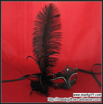 2013 New Year Solid Black Masquerade Design Party Mask With Long Feather And Diamond Wholesale