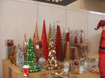 wholesale christmas wreath,christmas decoration,holiday gift with factory OEM/ODM
