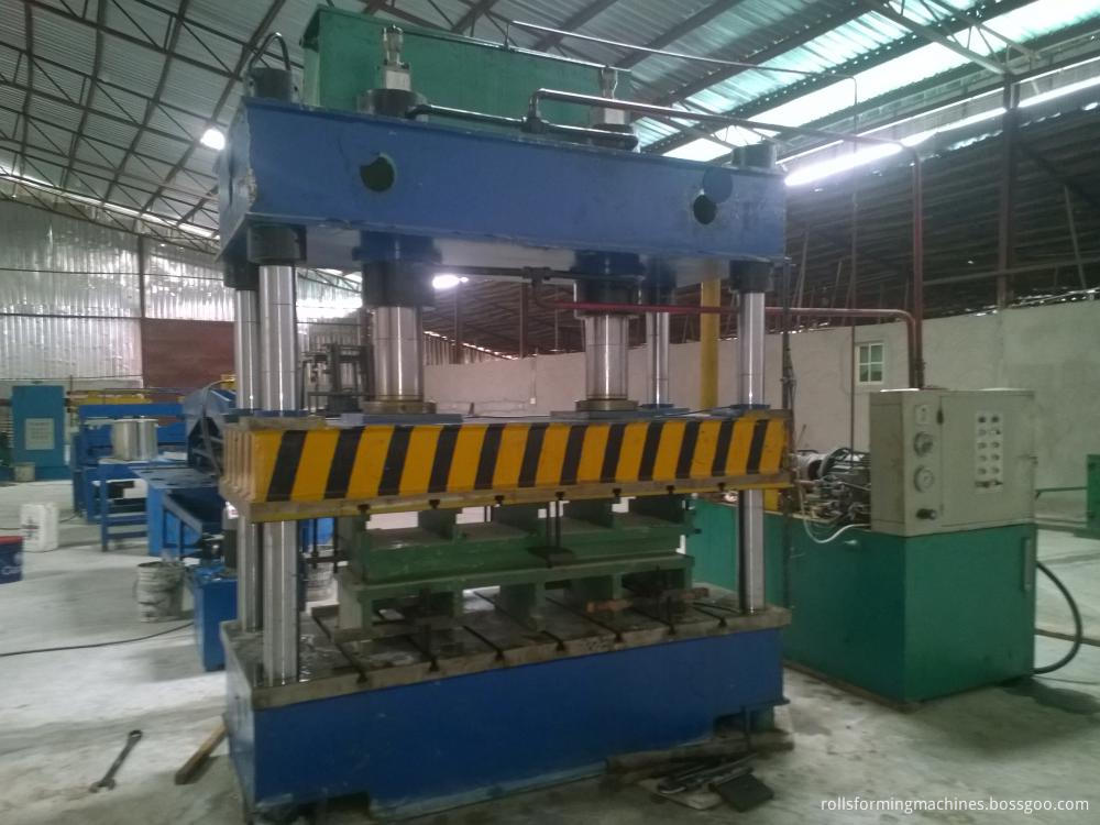 Stone Chip Coated Roof Tile Machine with Slitting Line