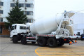 DONGFENG 8x4 camião betoneira