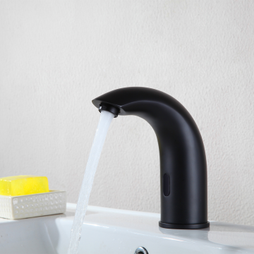 Modern Bathroom Sensor Faucet: Brass Wash Basin with Hot and Cold Water