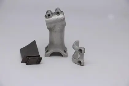 Off-road bicycle fastener and blade non-standard