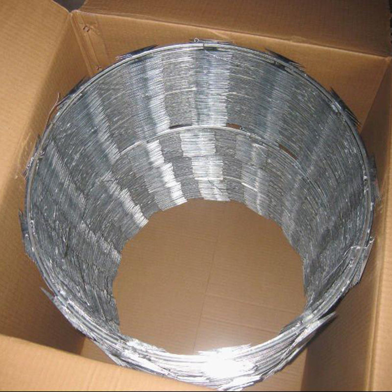 Security fencing galvanized razor barbed wire for sale