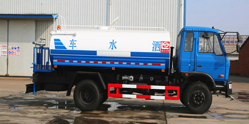 Dongfeng 4X2 Carbon Steel 7m³ Water Bowser