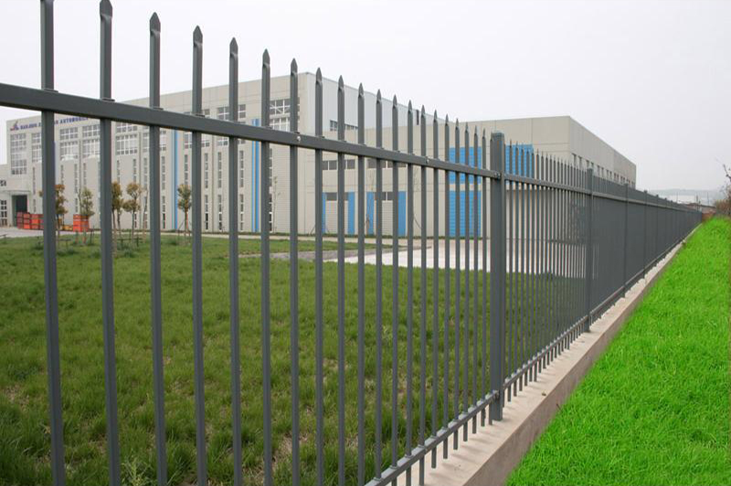 Garrison fence 24
