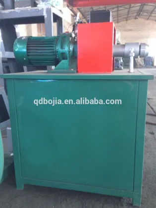 Environment friendly old tire retreading machine