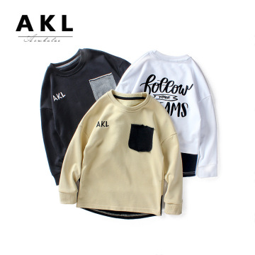 Jungen-Sweatshirts mit Tasche