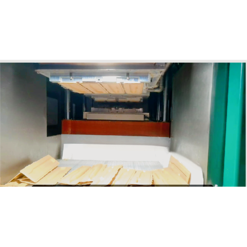 Máquina integrada de formação e modelagem automática