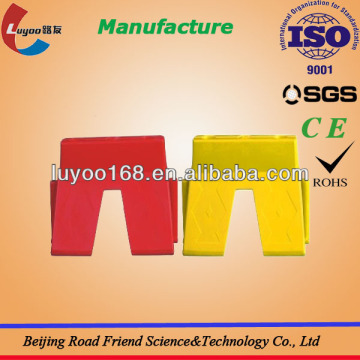 plastic traffic barrier