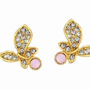 Ear studs with fashionable design