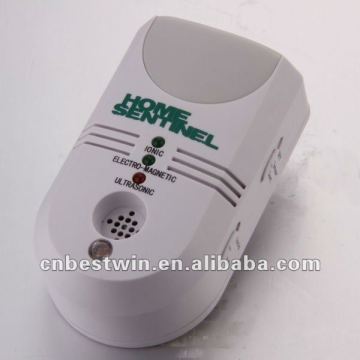 5 IN 1 Pest Repeller