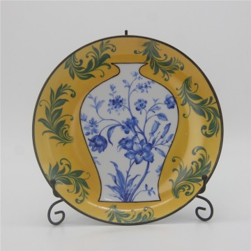 Luxury Blue and White Ceramic Plates with Gold Accents - Wholesale Islamic Home Decorations