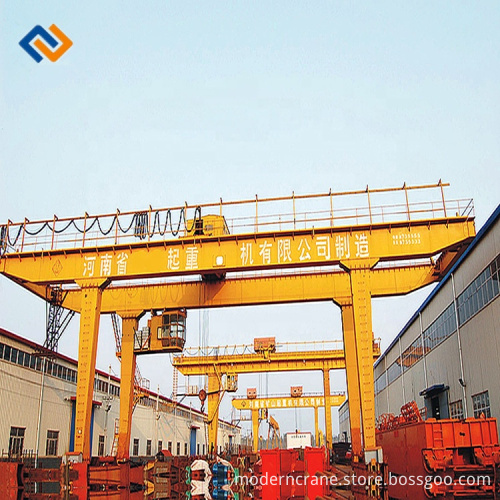 Double Girder Gantry Crane for Lifting Steel Tubes