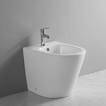 Ceramic One Piece Monted Europe Bidet WC Set wilet con ugello di bidet da donna rettangolare