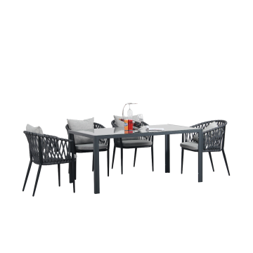 Modern Rattan Outdoor Dining Set with Patio Umbrella