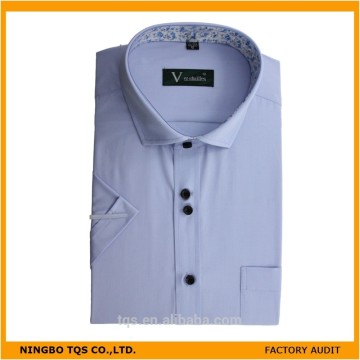 2015 nuevos diseños camisa de color sólido mangas cortas para hombres